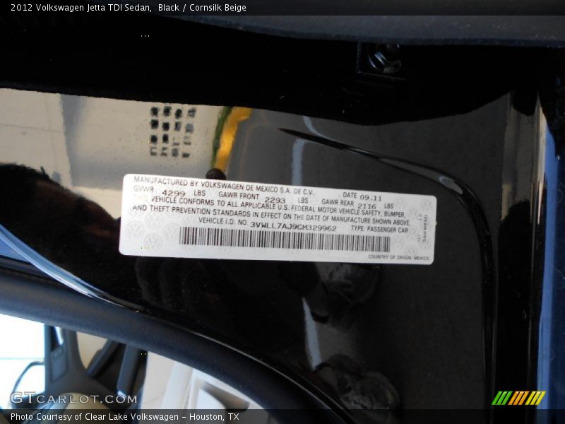 Black / Cornsilk Beige 2012 Volkswagen Jetta TDI Sedan