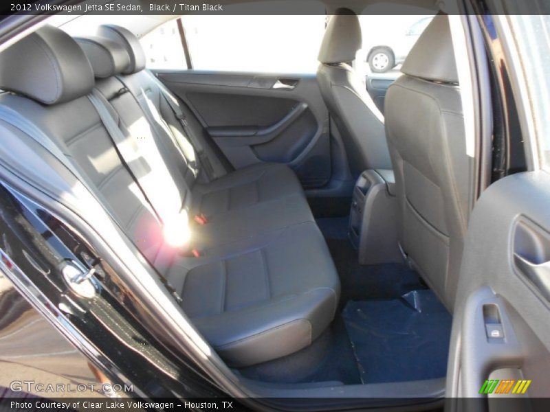 Black / Titan Black 2012 Volkswagen Jetta SE Sedan