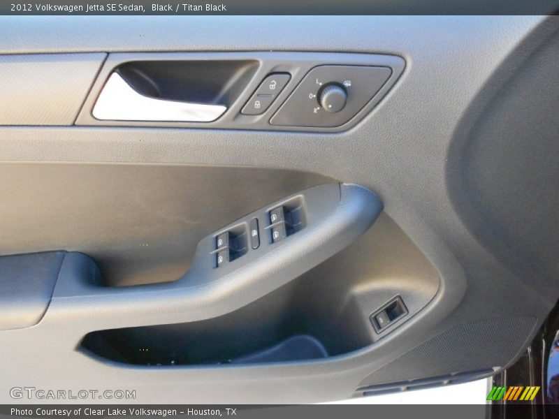 Black / Titan Black 2012 Volkswagen Jetta SE Sedan