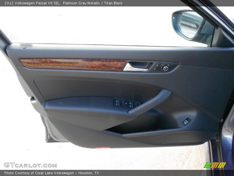 Door Panel of 2012 Passat V6 SEL