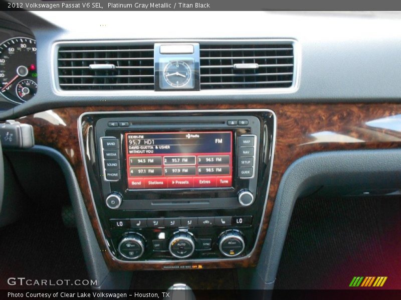 Platinum Gray Metallic / Titan Black 2012 Volkswagen Passat V6 SEL