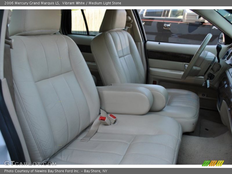 Vibrant White / Medium Light Stone 2006 Mercury Grand Marquis LS