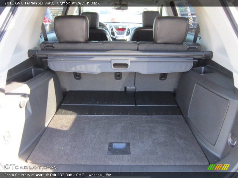 Olympic White / Jet Black 2011 GMC Terrain SLT AWD