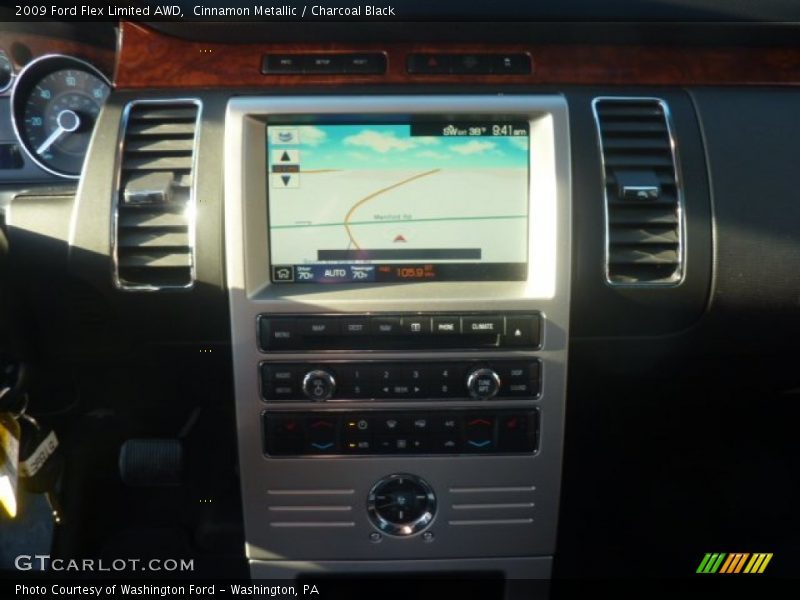 Cinnamon Metallic / Charcoal Black 2009 Ford Flex Limited AWD