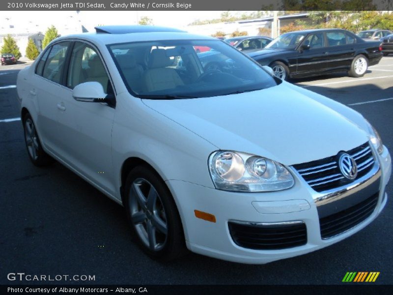 Candy White / Cornsilk Beige 2010 Volkswagen Jetta TDI Sedan