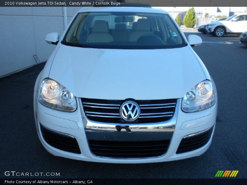 Candy White / Cornsilk Beige 2010 Volkswagen Jetta TDI Sedan