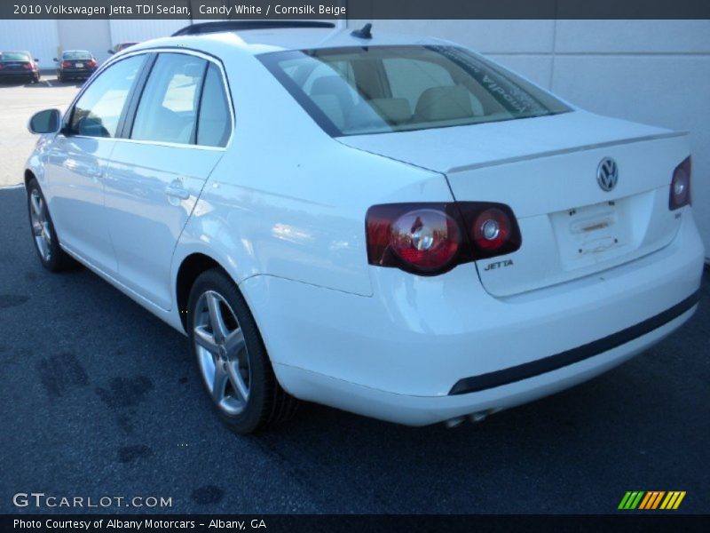 Candy White / Cornsilk Beige 2010 Volkswagen Jetta TDI Sedan