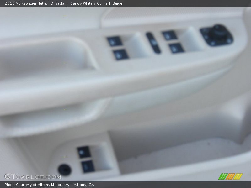 Candy White / Cornsilk Beige 2010 Volkswagen Jetta TDI Sedan