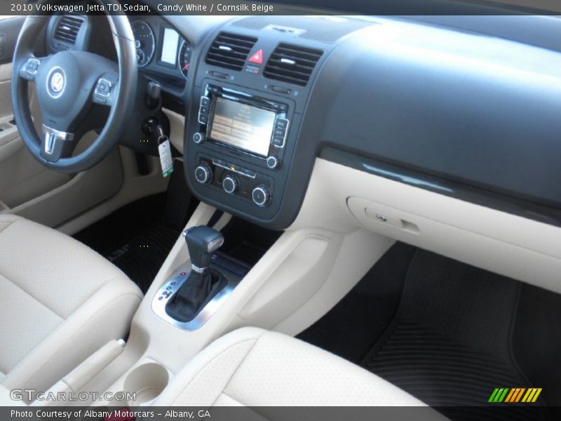 Candy White / Cornsilk Beige 2010 Volkswagen Jetta TDI Sedan