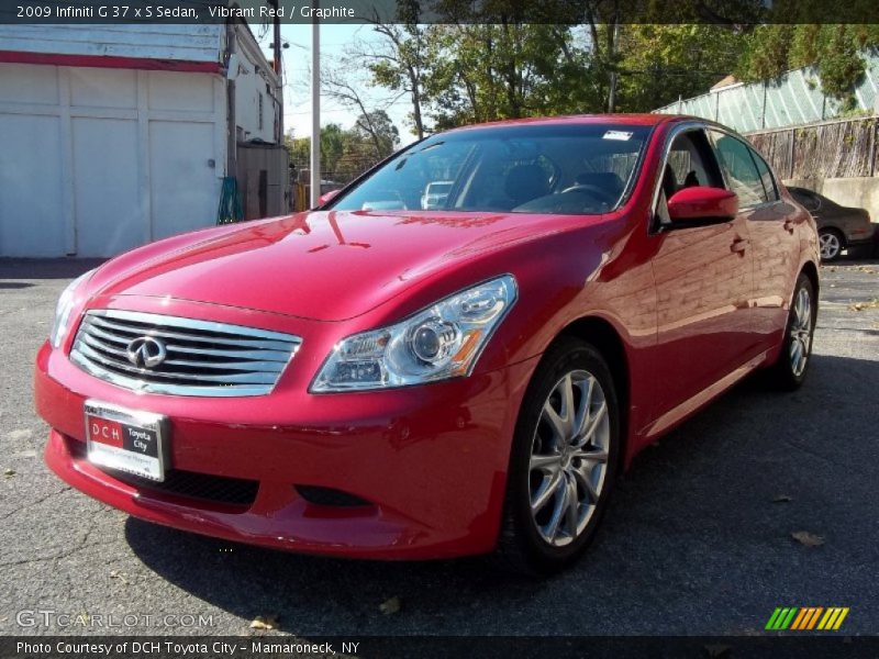 Front 3/4 View of 2009 G 37 x S Sedan