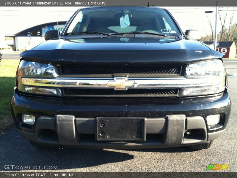 Black / Light Gray 2006 Chevrolet TrailBlazer EXT LS 4x4