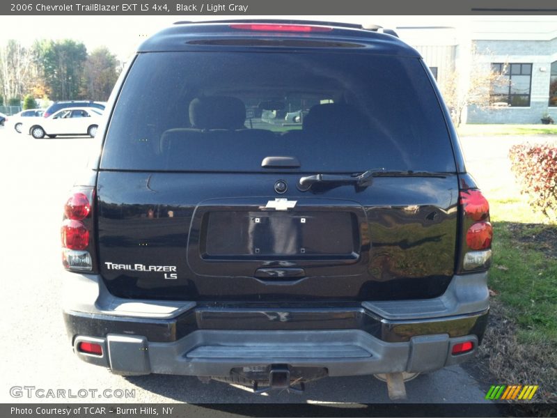 Black / Light Gray 2006 Chevrolet TrailBlazer EXT LS 4x4