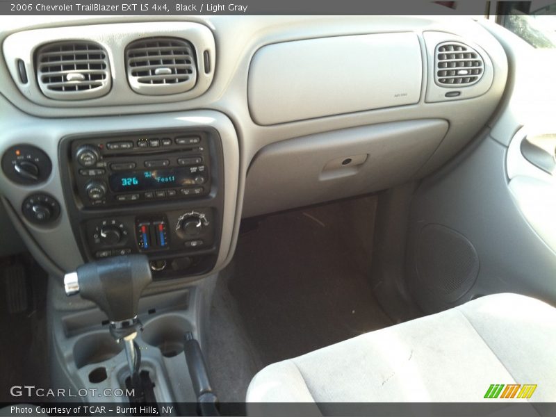 Black / Light Gray 2006 Chevrolet TrailBlazer EXT LS 4x4