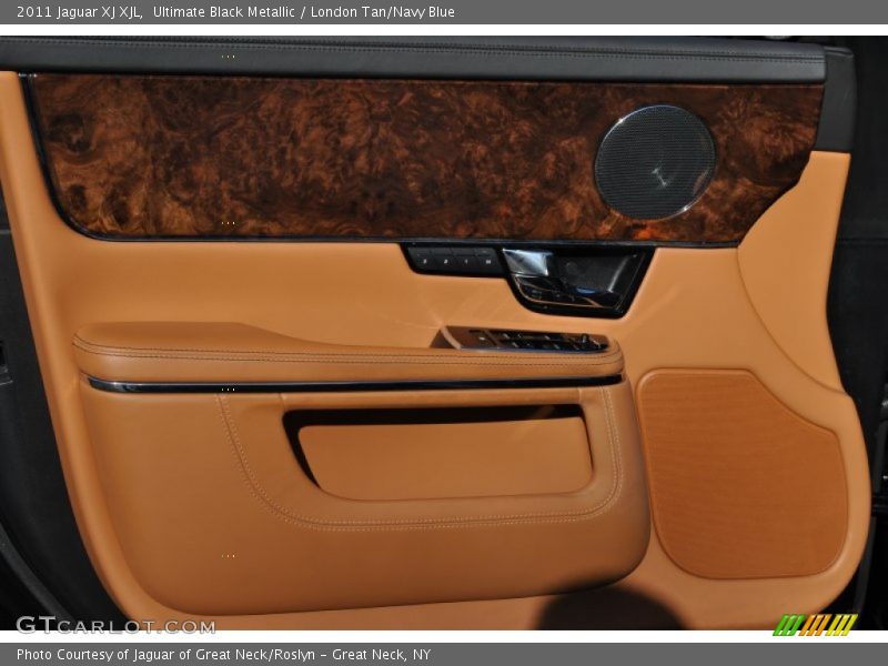 Ultimate Black Metallic / London Tan/Navy Blue 2011 Jaguar XJ XJL