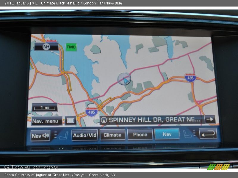 Navigation of 2011 XJ XJL