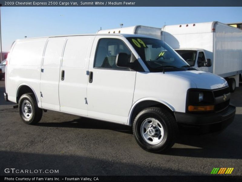 Summit White / Medium Pewter 2009 Chevrolet Express 2500 Cargo Van