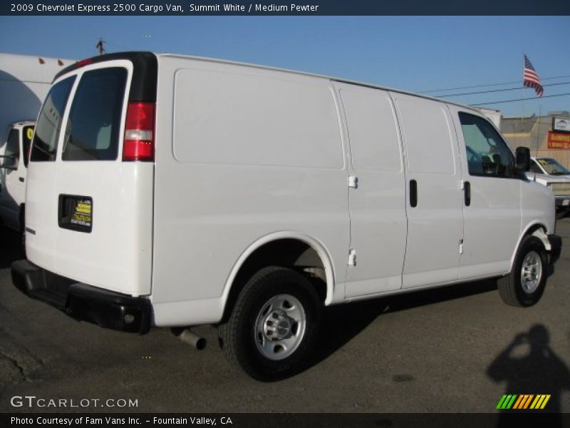 Summit White / Medium Pewter 2009 Chevrolet Express 2500 Cargo Van