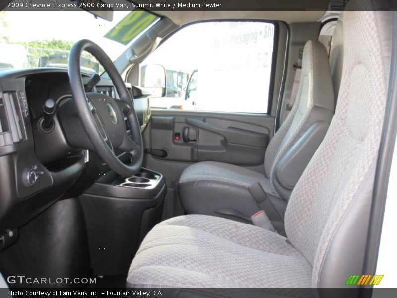 Summit White / Medium Pewter 2009 Chevrolet Express 2500 Cargo Van