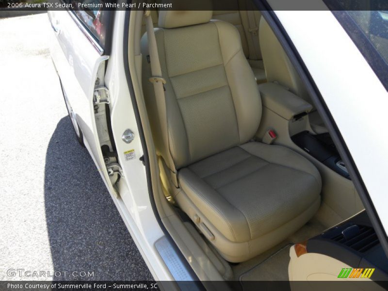 Premium White Pearl / Parchment 2006 Acura TSX Sedan