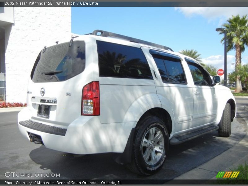White Frost / Cafe Latte 2009 Nissan Pathfinder SE