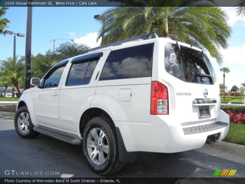 White Frost / Cafe Latte 2009 Nissan Pathfinder SE