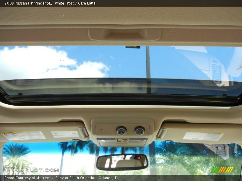 White Frost / Cafe Latte 2009 Nissan Pathfinder SE