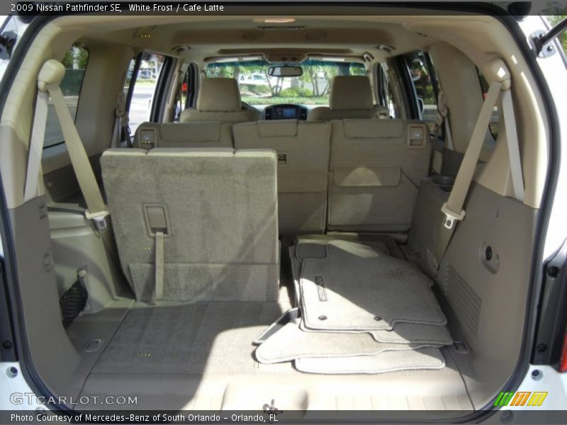 White Frost / Cafe Latte 2009 Nissan Pathfinder SE