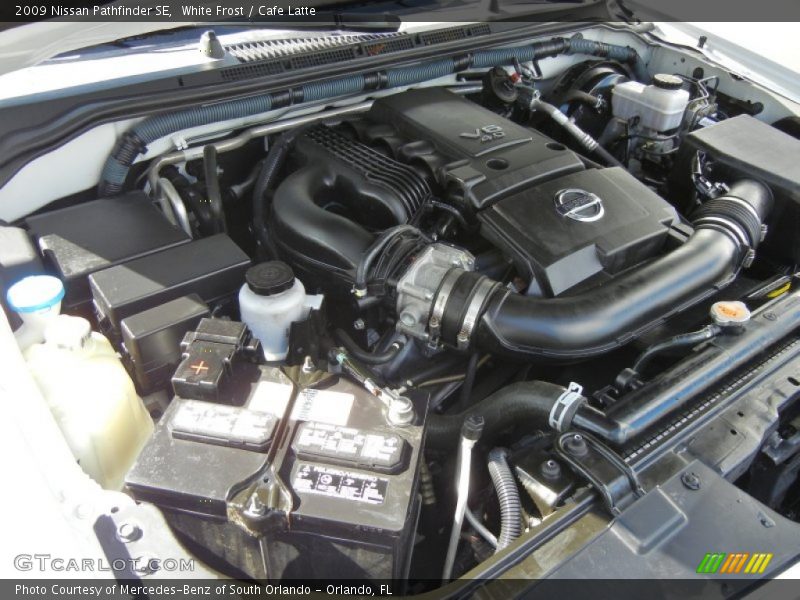 White Frost / Cafe Latte 2009 Nissan Pathfinder SE