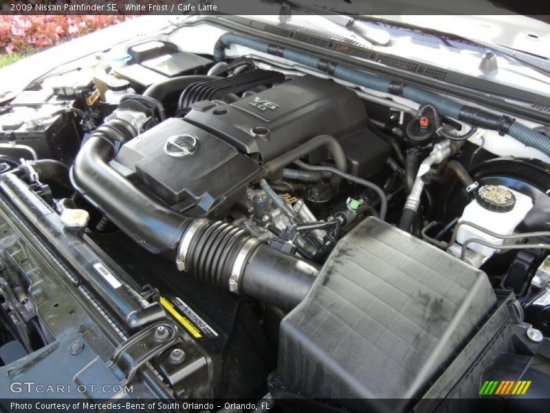 White Frost / Cafe Latte 2009 Nissan Pathfinder SE