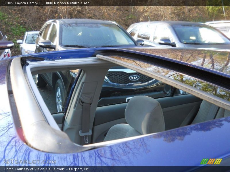 Blue Ribbon Metallic / Ash 2009 Toyota Camry LE