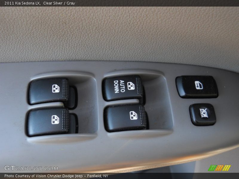 Clear Silver / Gray 2011 Kia Sedona LX