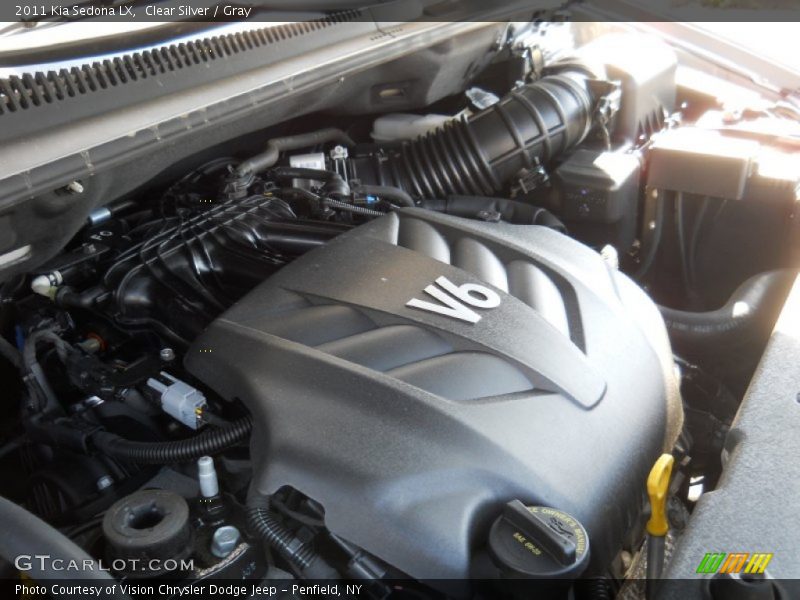 Clear Silver / Gray 2011 Kia Sedona LX