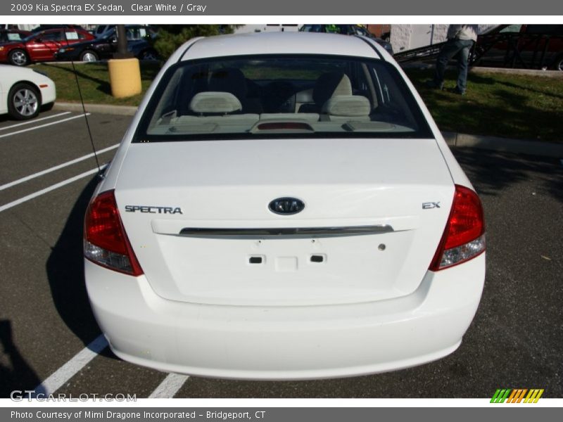 Clear White / Gray 2009 Kia Spectra EX Sedan
