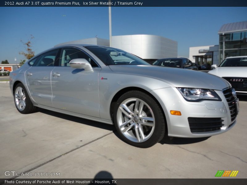 Front 3/4 View of 2012 A7 3.0T quattro Premium Plus