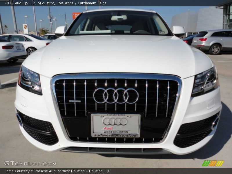 Ibis White / Cardamom Beige 2012 Audi Q5 3.2 FSI quattro