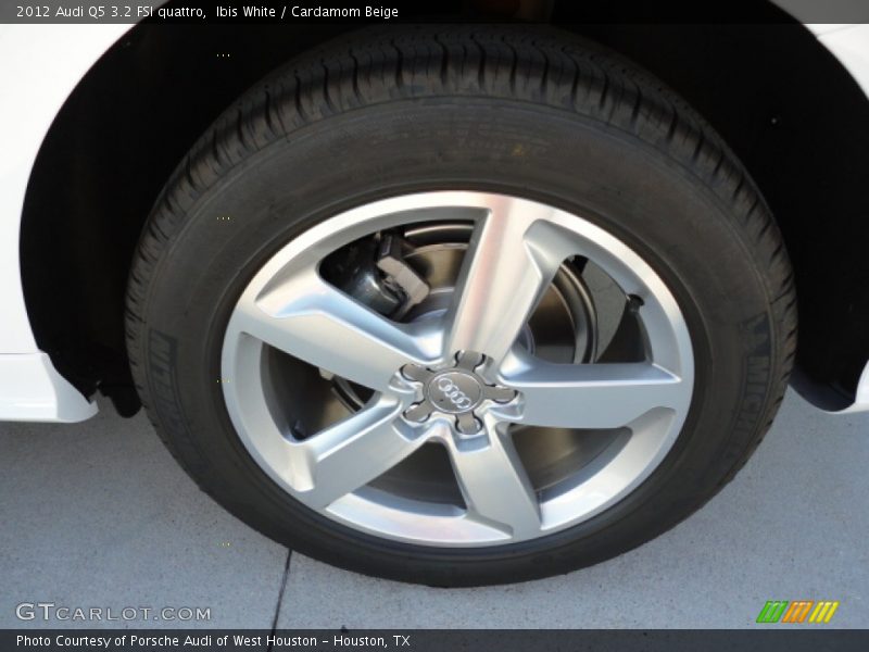  2012 Q5 3.2 FSI quattro Wheel