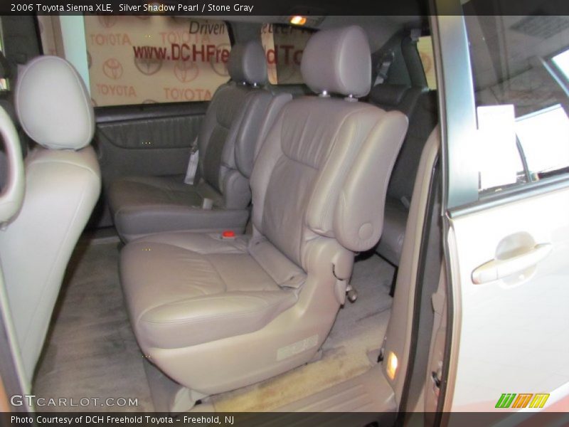 Silver Shadow Pearl / Stone Gray 2006 Toyota Sienna XLE
