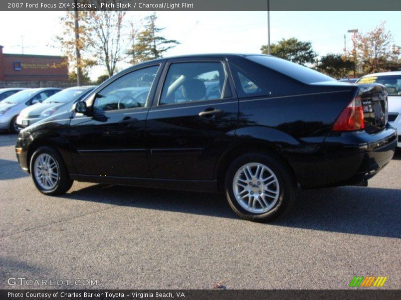Pitch Black / Charcoal/Light Flint 2007 Ford Focus ZX4 S Sedan
