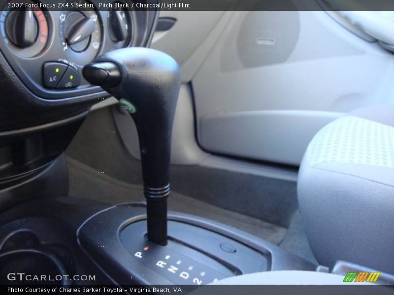 Pitch Black / Charcoal/Light Flint 2007 Ford Focus ZX4 S Sedan