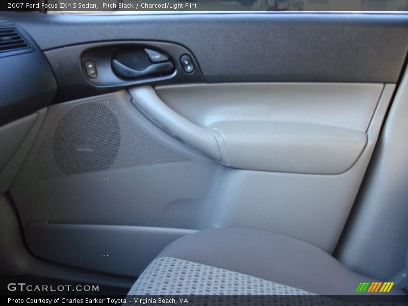 Pitch Black / Charcoal/Light Flint 2007 Ford Focus ZX4 S Sedan