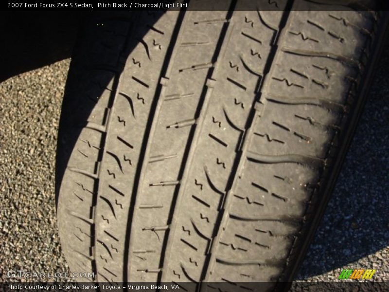 Pitch Black / Charcoal/Light Flint 2007 Ford Focus ZX4 S Sedan