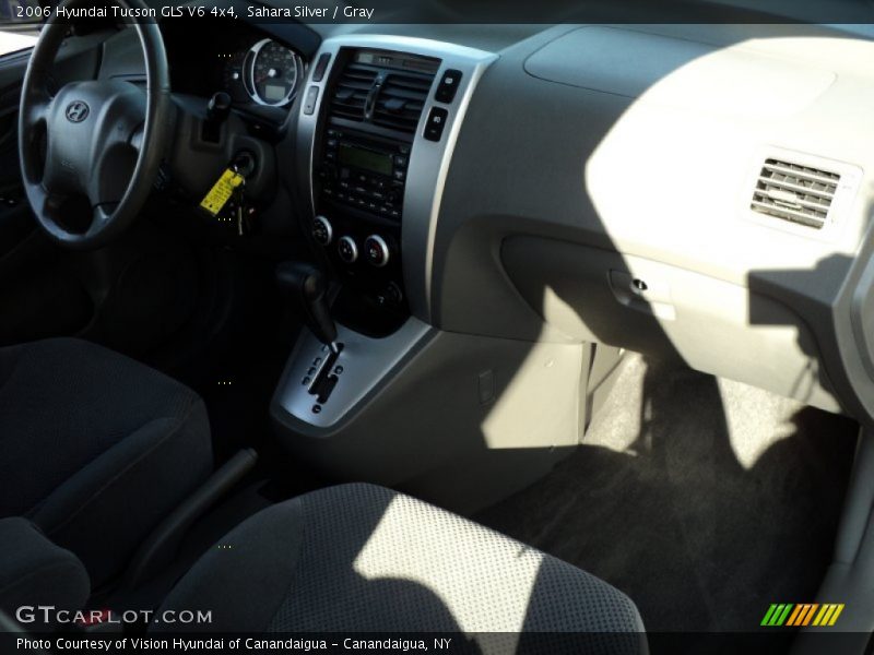 Sahara Silver / Gray 2006 Hyundai Tucson GLS V6 4x4