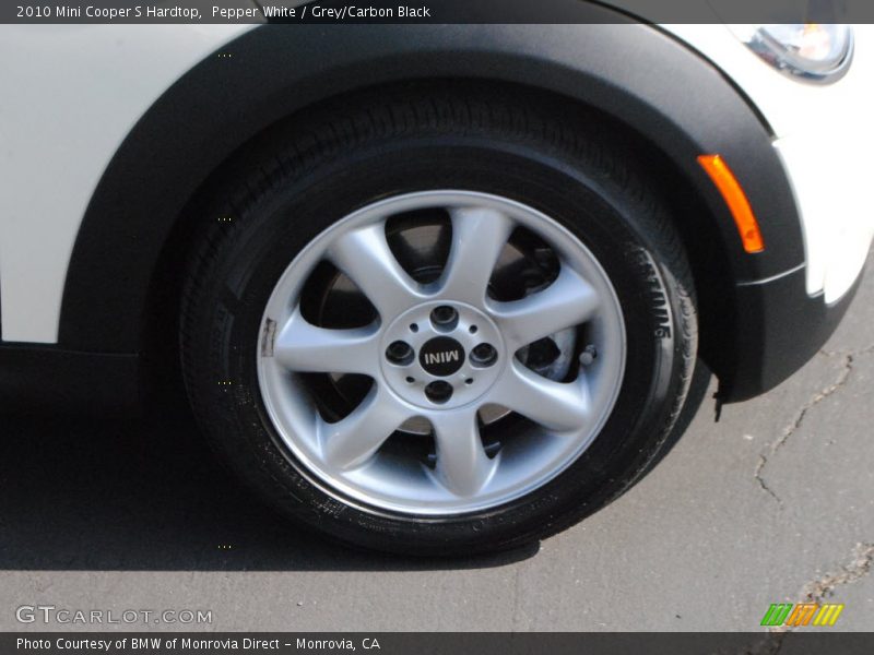 Pepper White / Grey/Carbon Black 2010 Mini Cooper S Hardtop