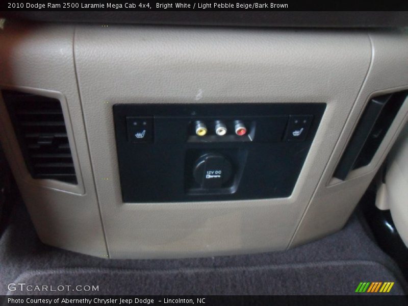 Bright White / Light Pebble Beige/Bark Brown 2010 Dodge Ram 2500 Laramie Mega Cab 4x4