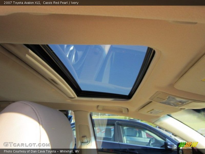 Cassis Red Pearl / Ivory 2007 Toyota Avalon XLS