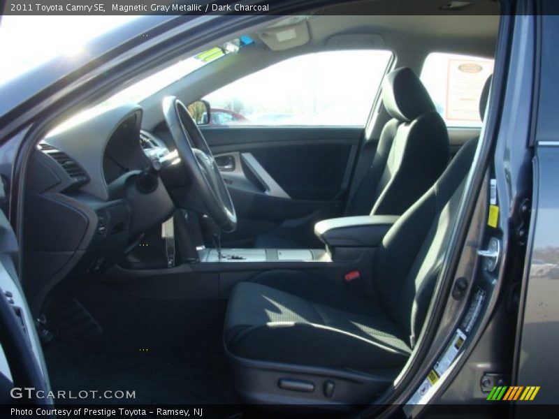 Magnetic Gray Metallic / Dark Charcoal 2011 Toyota Camry SE