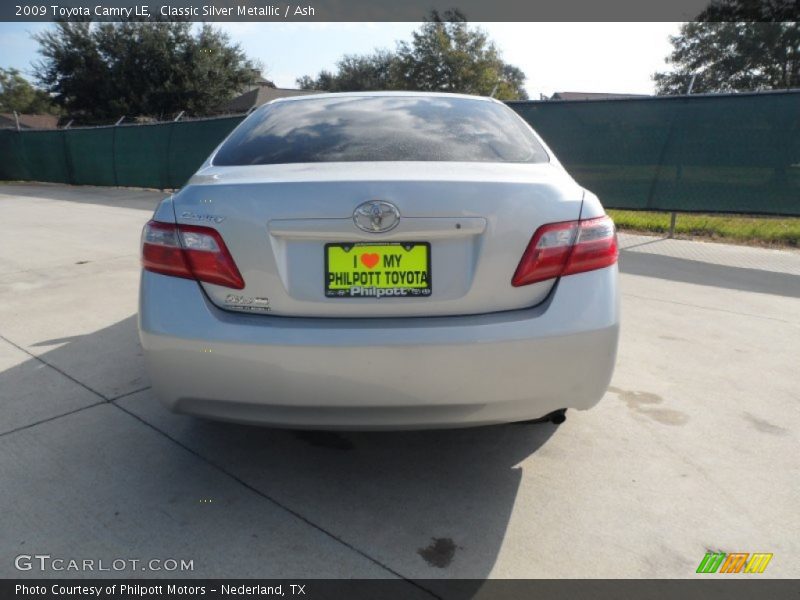 Classic Silver Metallic / Ash 2009 Toyota Camry LE