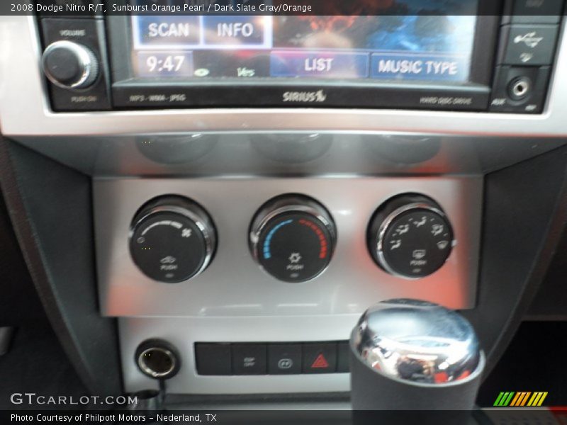 Controls of 2008 Nitro R/T