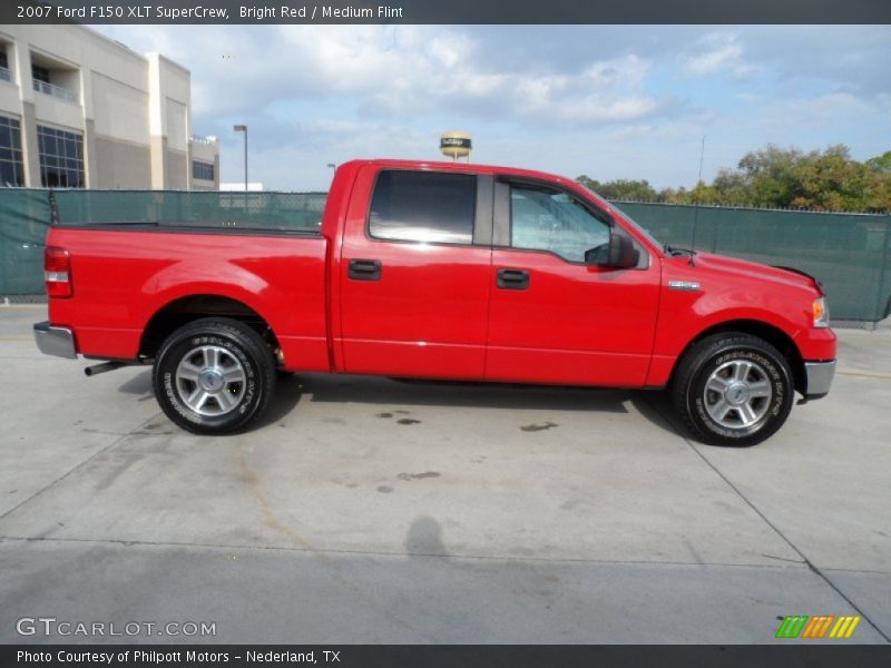 Bright Red / Medium Flint 2007 Ford F150 XLT SuperCrew