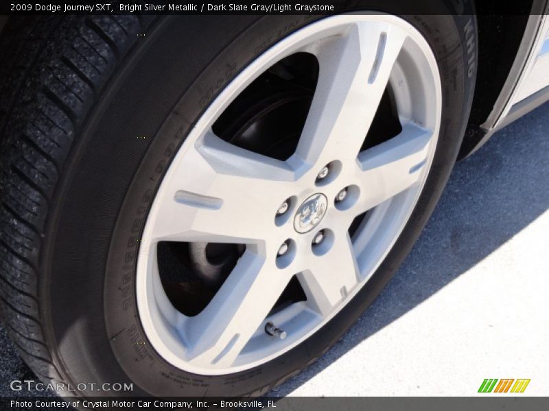 Bright Silver Metallic / Dark Slate Gray/Light Graystone 2009 Dodge Journey SXT